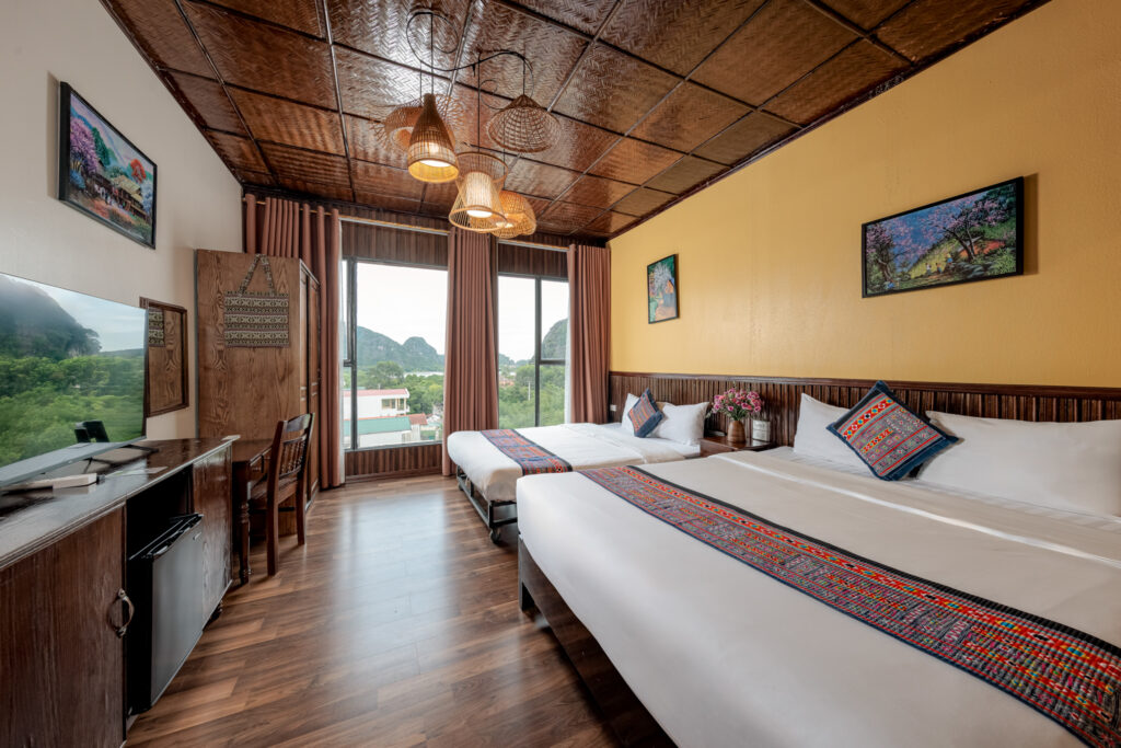 SUITE ROOM